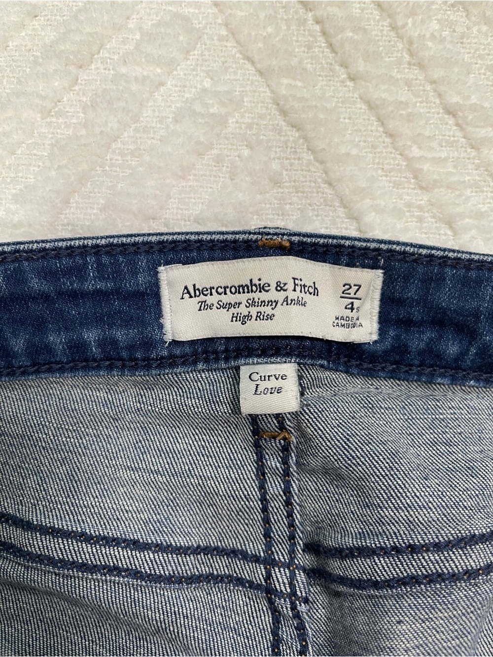 Abercrombie & Fitch Curvy High Rise Distressed Skinny Blue Jeans Size 27 Short - Picture 2 of 14